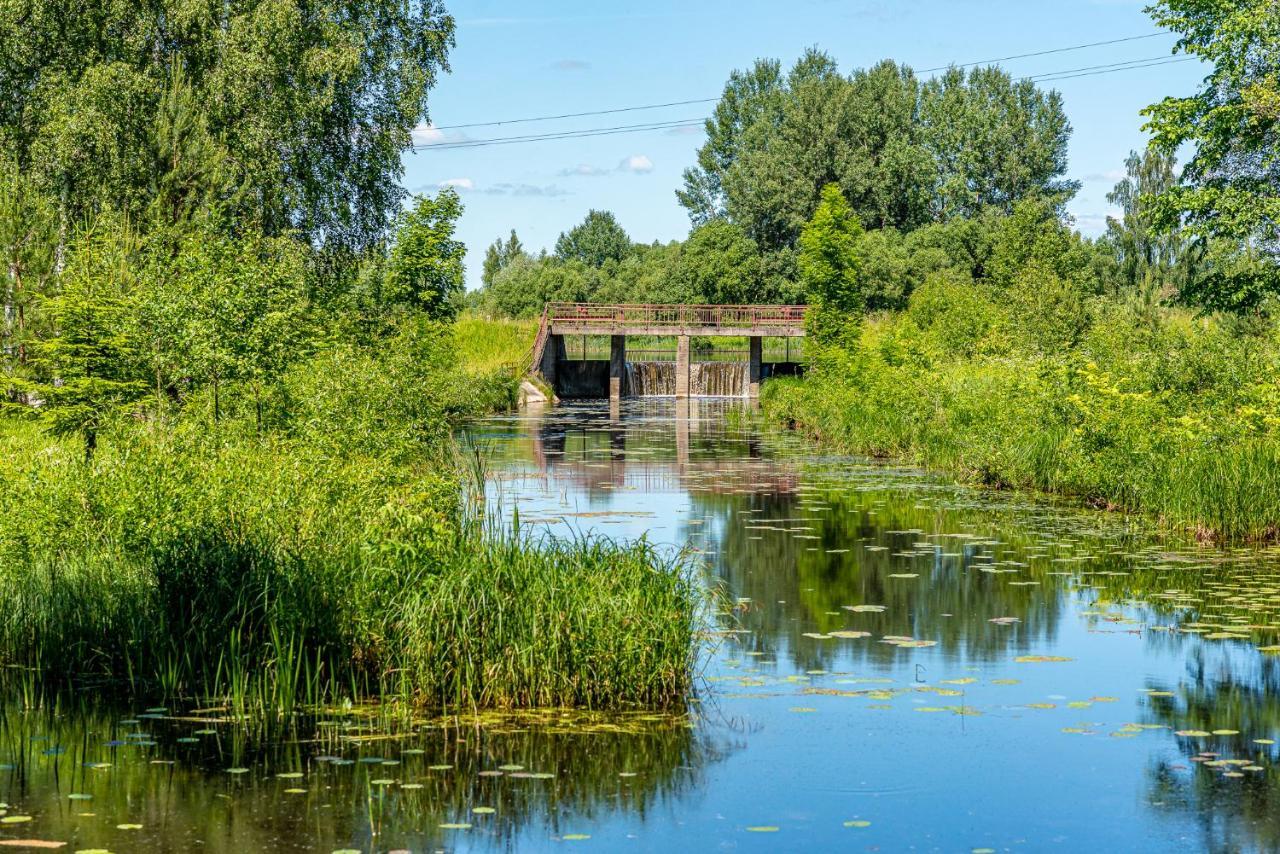 Taujenu Dvaro Sveciu Namai Towiany 外观 照片